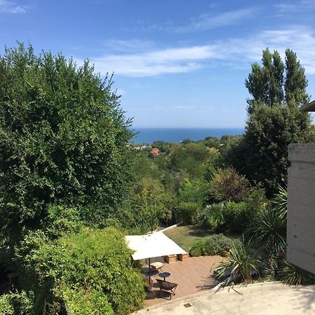 Appartamenti Pesaro Mare Ledimar Екстериор снимка